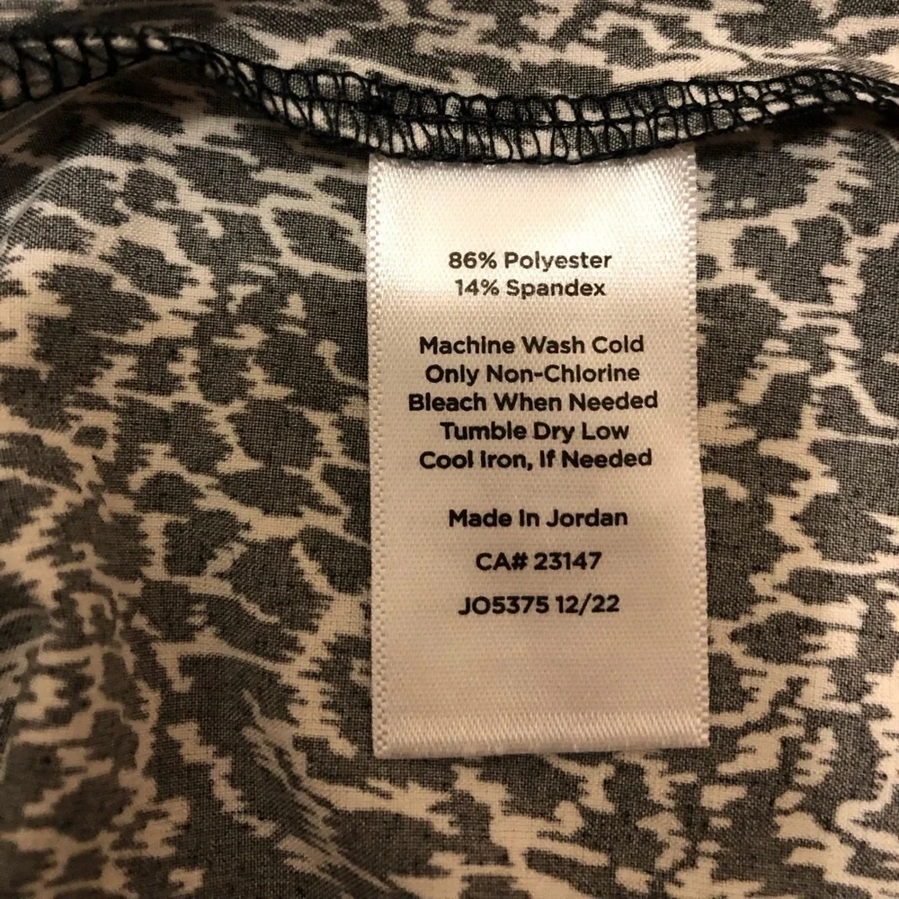 NWT Talbots short sleeve midi dress. Length 40” armpit/armpit 20”, shoulders 15”